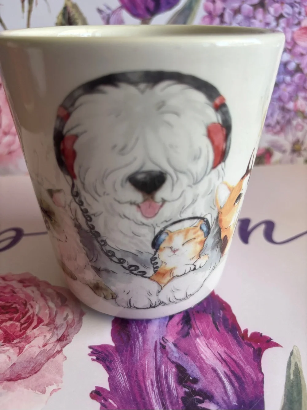 Mug/Pier 1 Cream Ceramic Mug with Puppy, Kitten & Pomeranian Illustrations